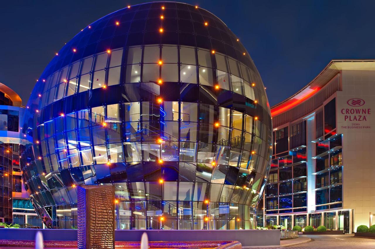 多哈皇冠假日酒店 - 商业公园 外观 照片 The Crescent, Dubai